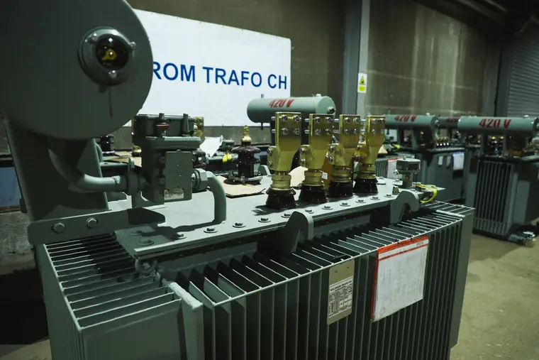 Transformatori pred isporuku